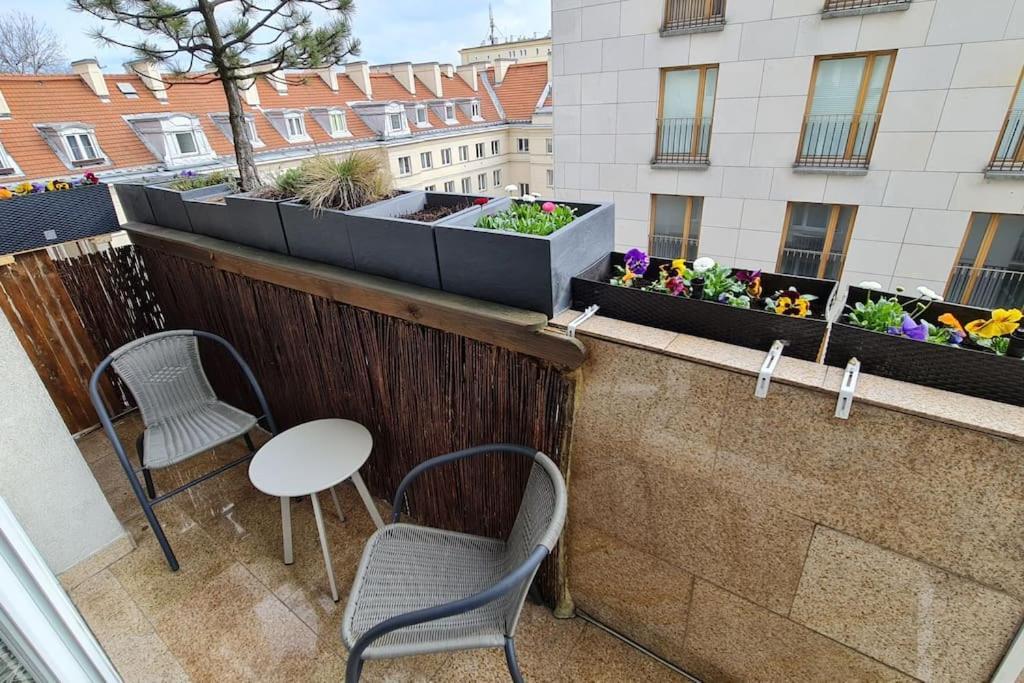 Apartament Poludniowy Z Balkonem 2 Osoby Warschau Exterior foto